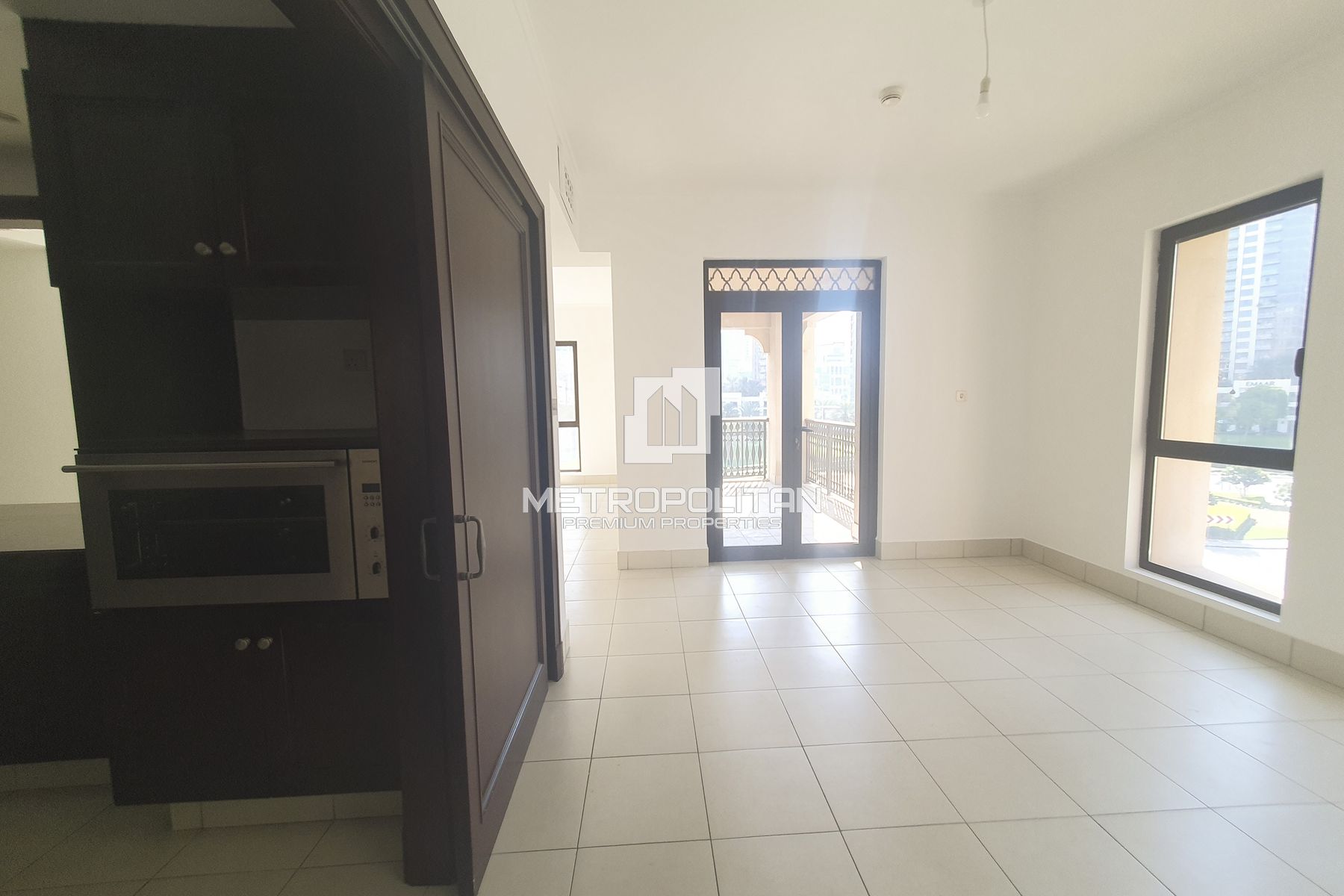 Vacant | Study Room | Spacious Living | Low Floor