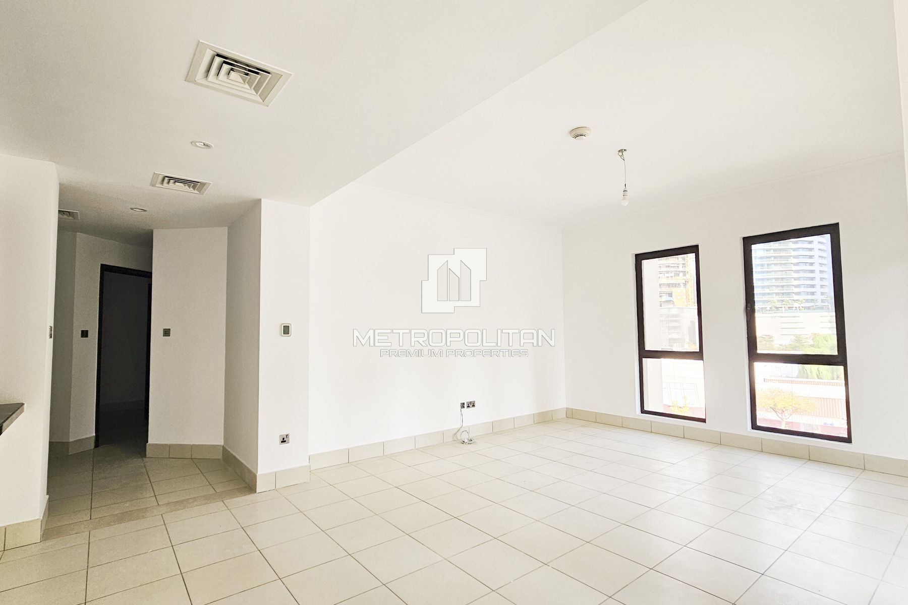 Vacant | Study Room | Spacious Living | Low Floor