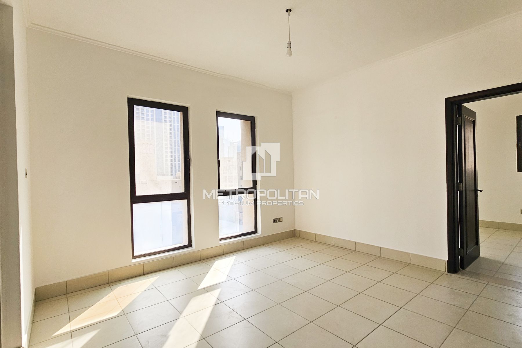 Vacant | Study Room | Spacious Living | Low Floor