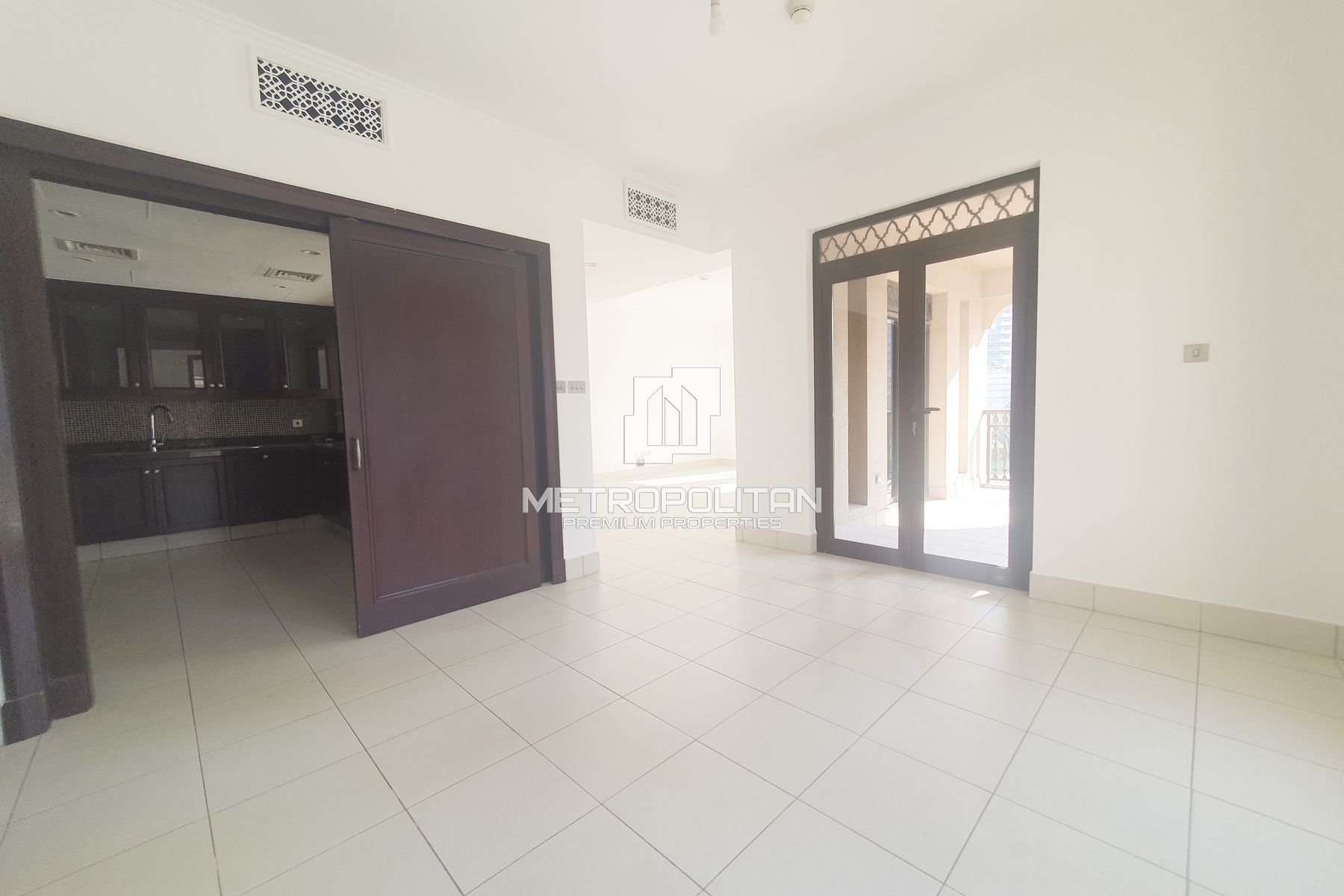 Vacant | Study Room | Spacious Living | Low Floor