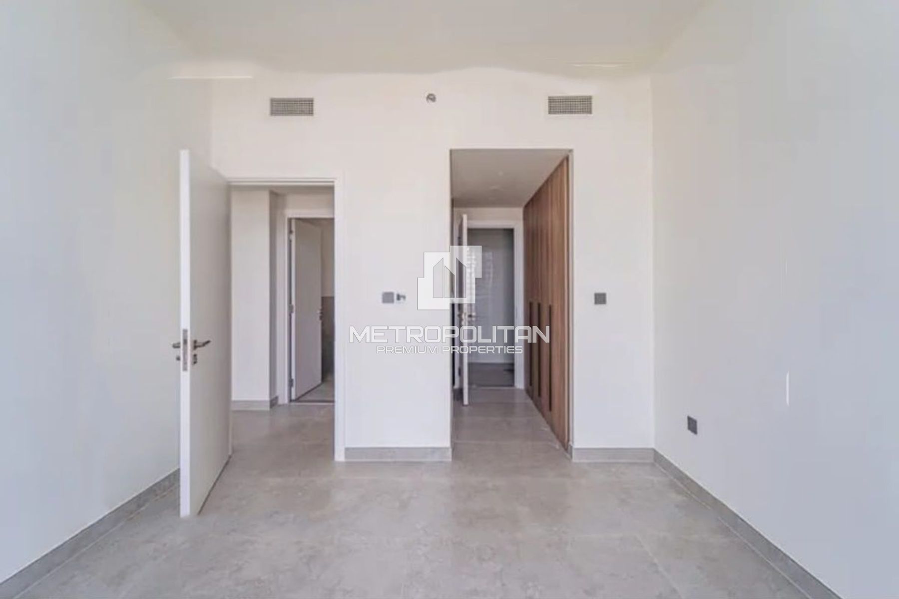 READY TO MOVE | HIGH FLOOR | MARINIA SKYLINE VIEW