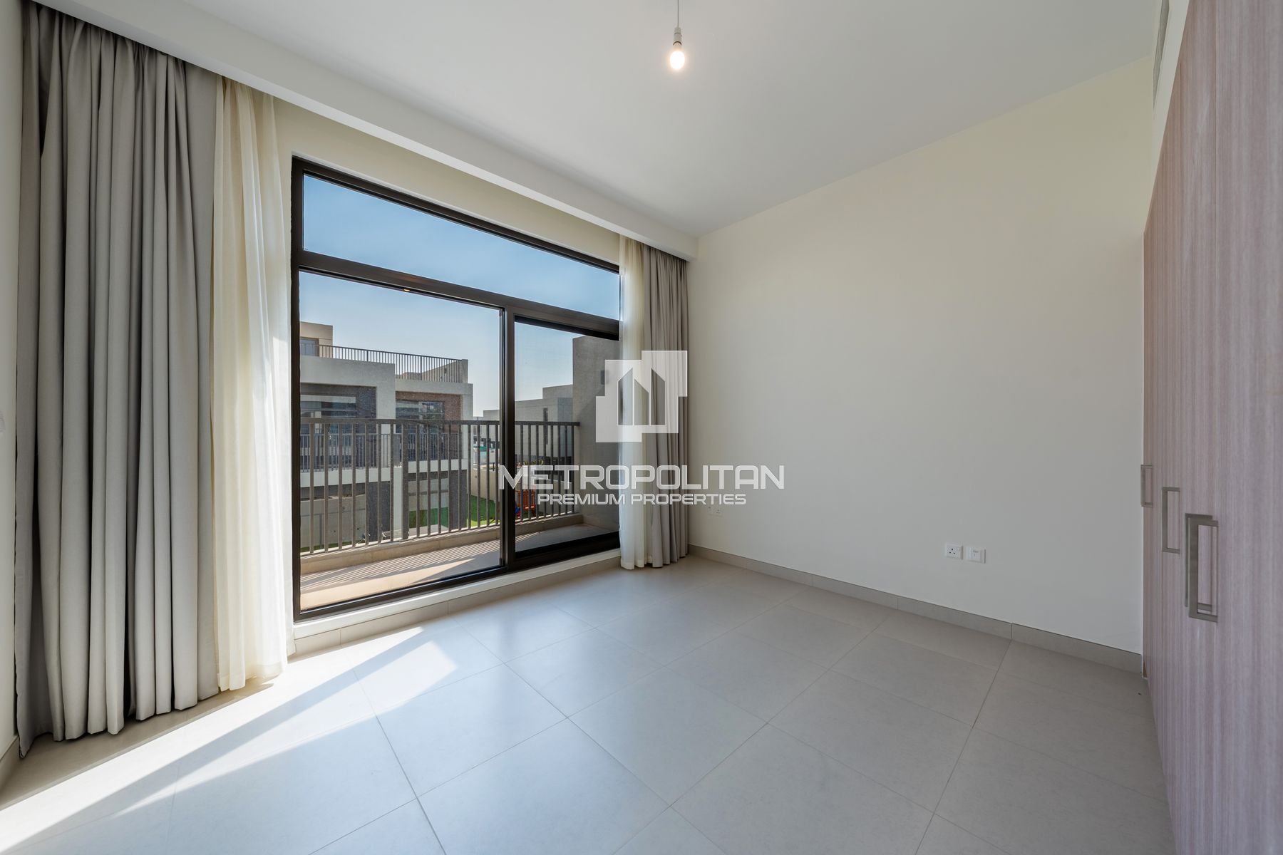 Large Plot | Beachfront Community | Family Living
