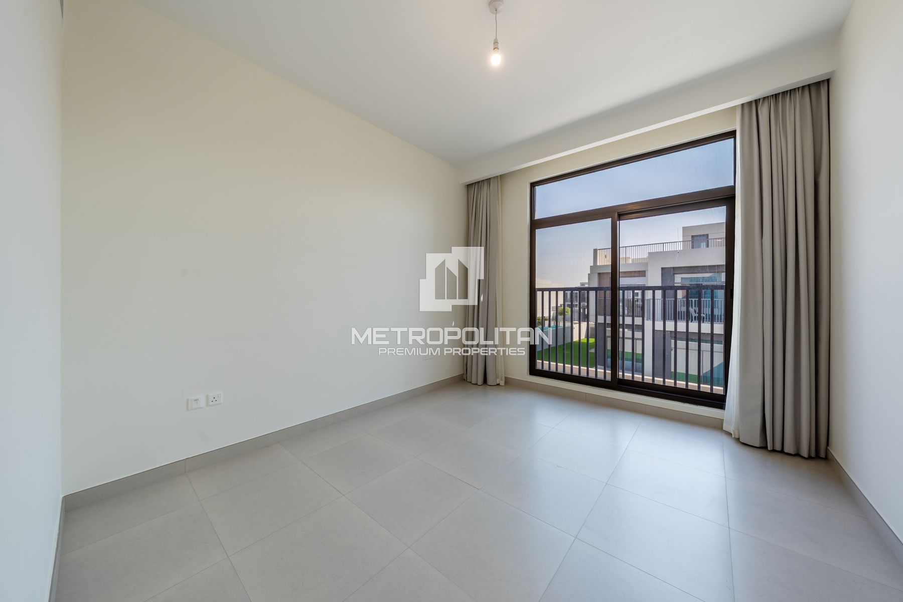 Large Plot | Beachfront Community | Family Living