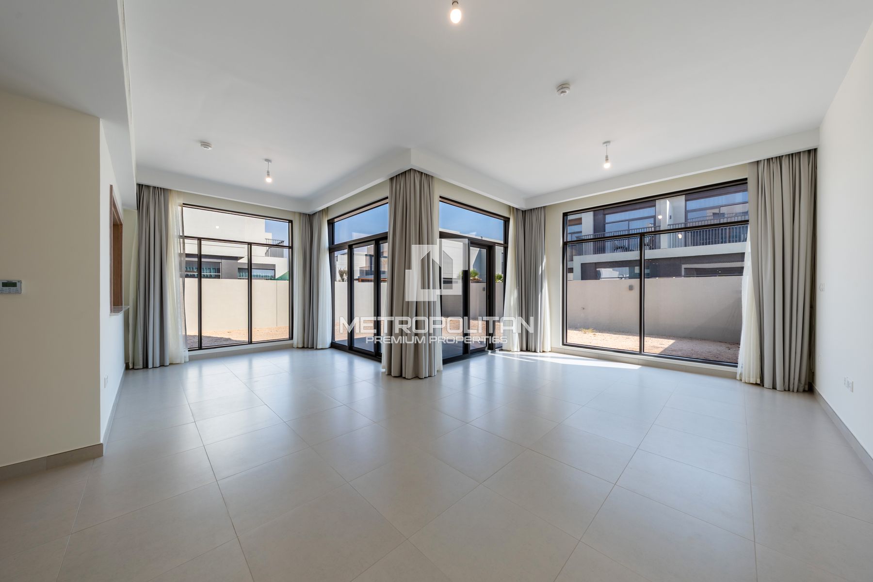 Large Plot | Beachfront Community | Family Living