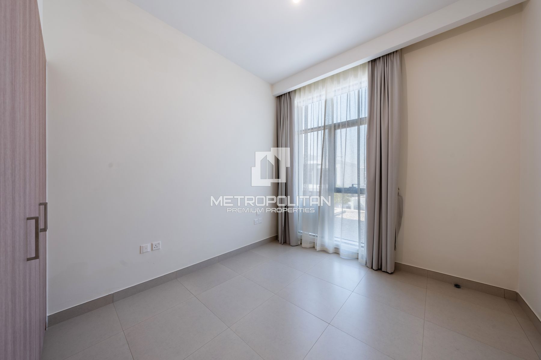 Large Plot | Beachfront Community | Family Living
