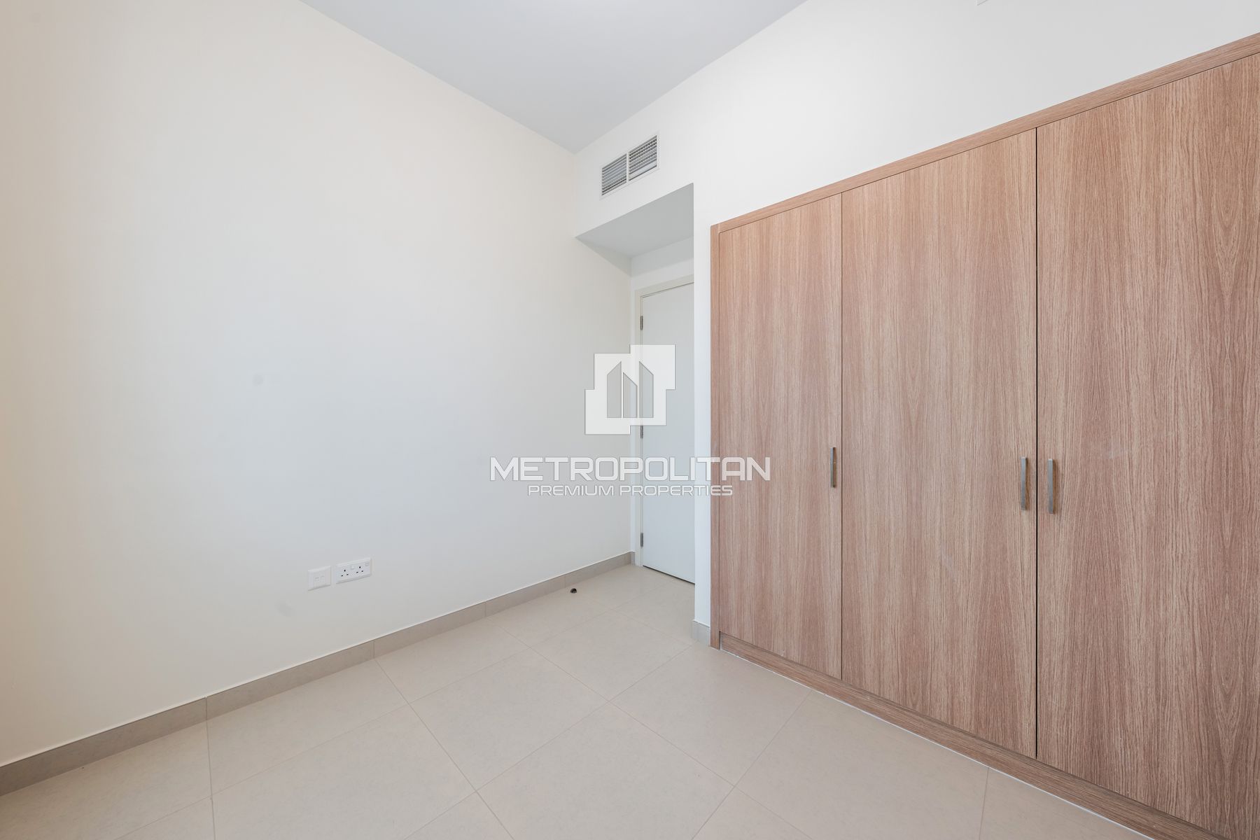 Large Plot | Beachfront Community | Family Living