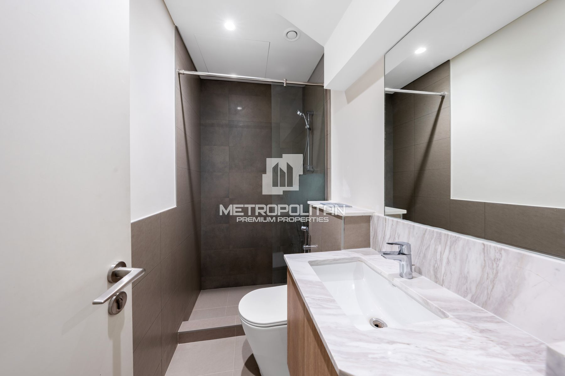 Large Plot | Beachfront Community | Family Living