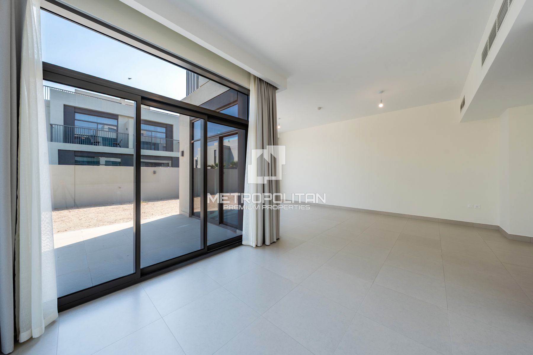 Large Plot | Beachfront Community | Family Living