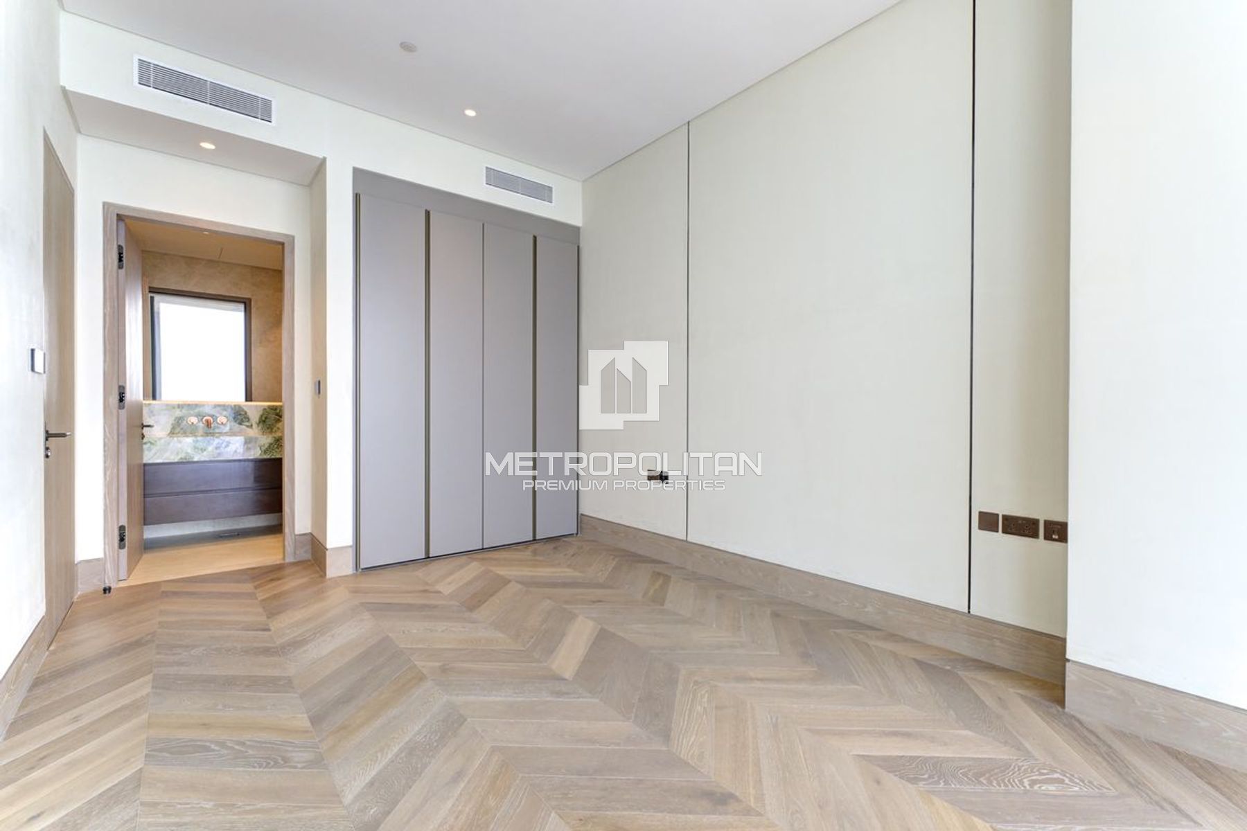 Amazing Views  | Corner Unit| High Floor