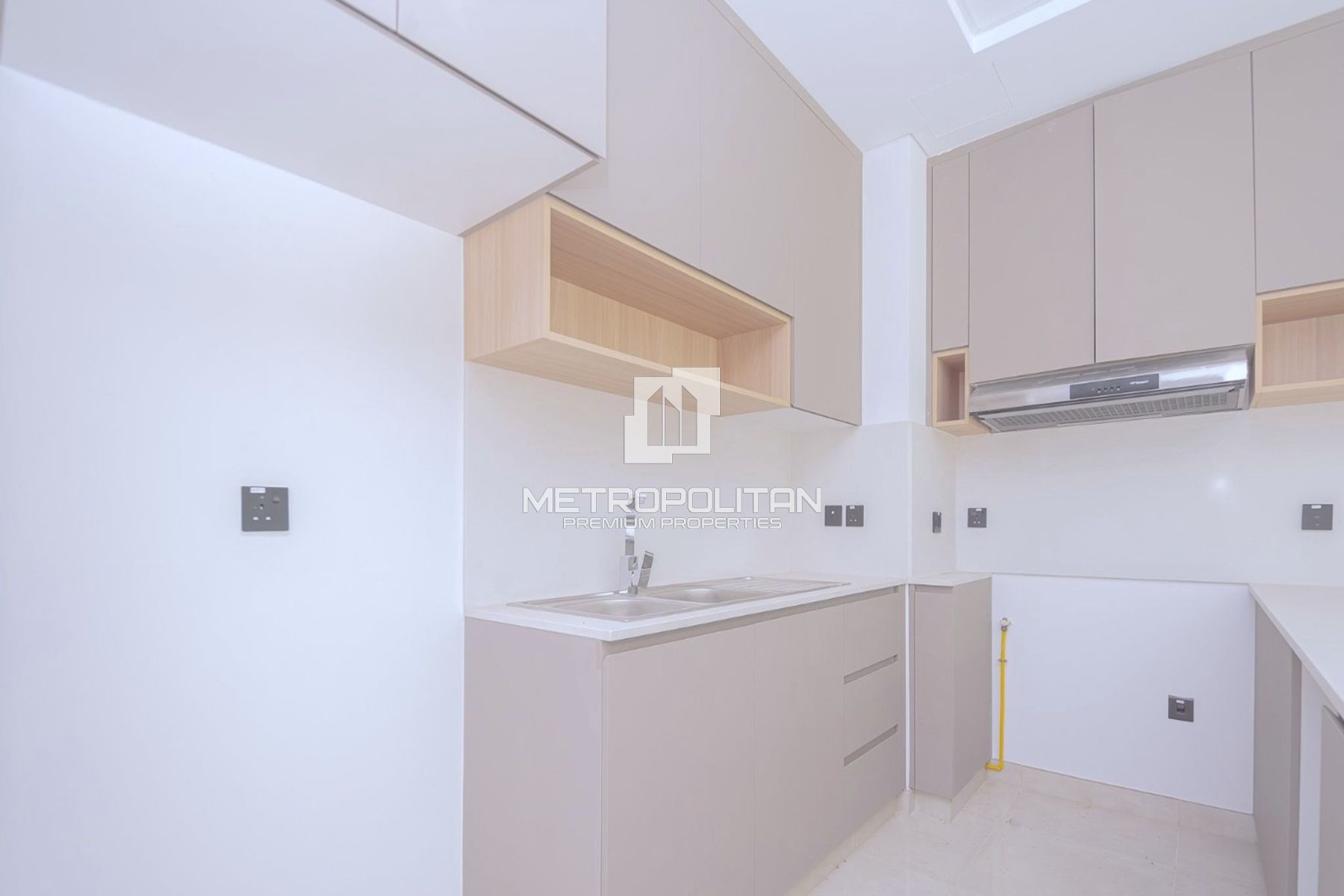 2BR Townhouse |Beautiful Beach View |Falcon Island