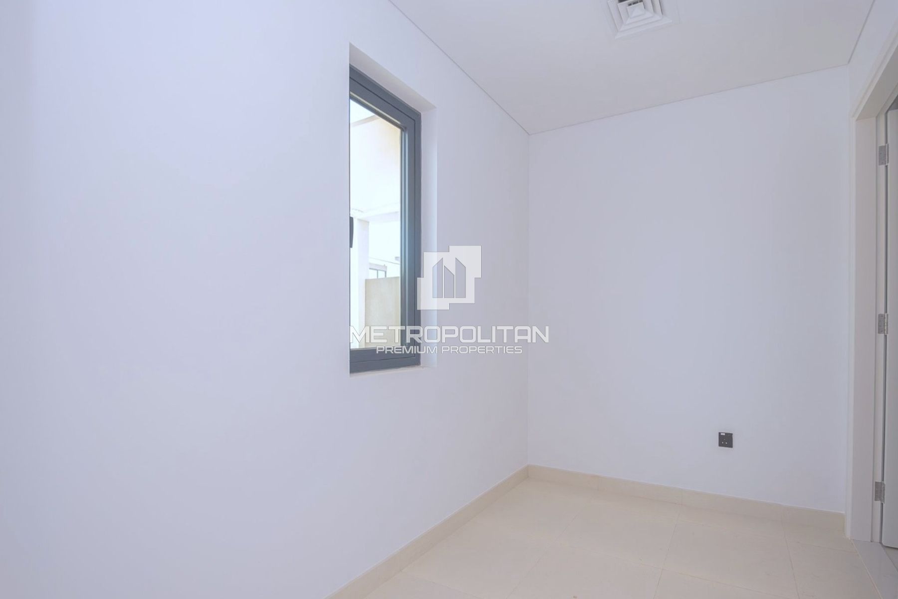 2BR Townhouse |Beautiful Beach View |Falcon Island
