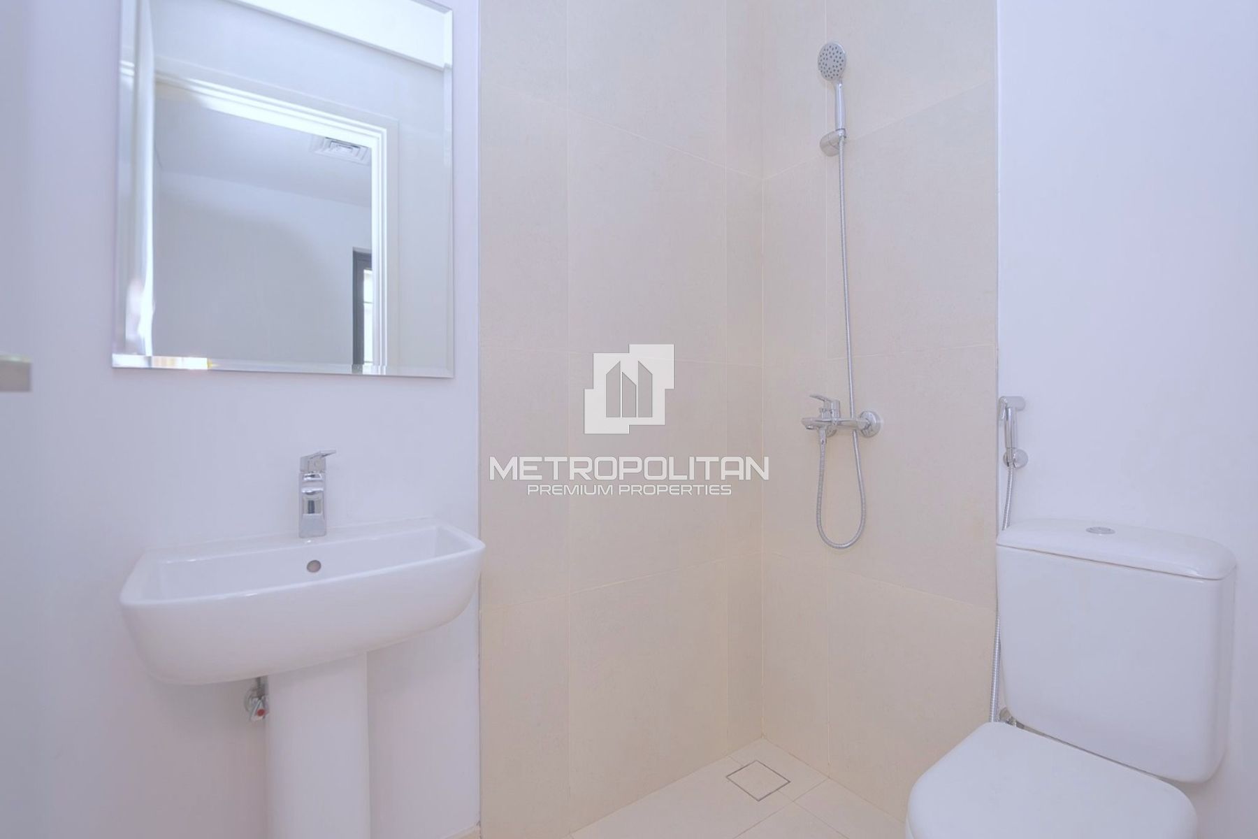 2BR Townhouse |Beautiful Beach View |Falcon Island