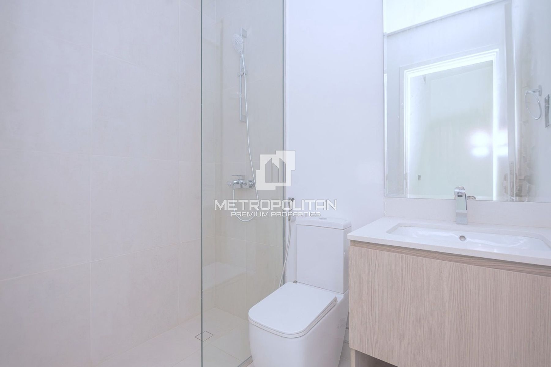2BR Townhouse |Beautiful Beach View |Falcon Island