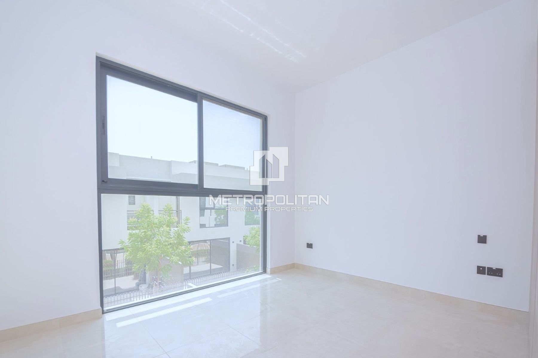 2BR Townhouse |Beautiful Beach View |Falcon Island
