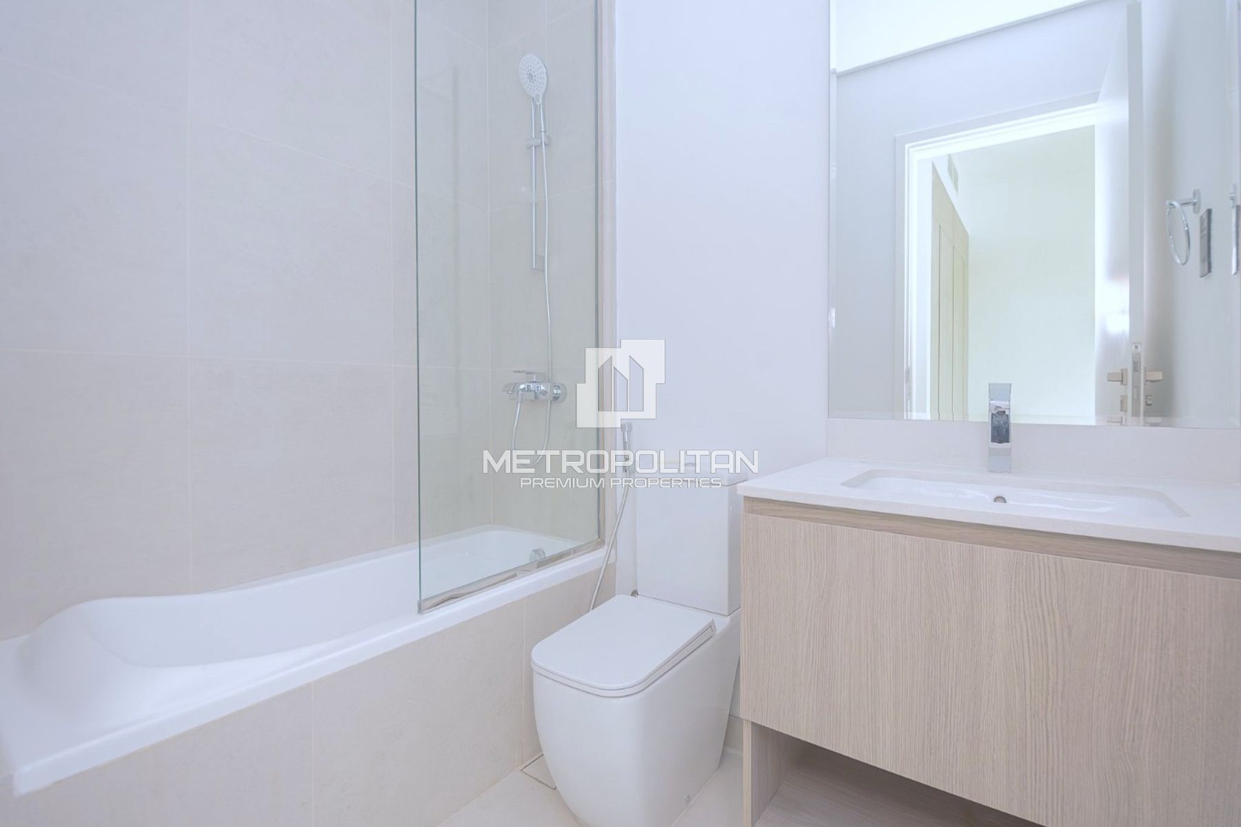 2BR Townhouse |Beautiful Beach View |Falcon Island