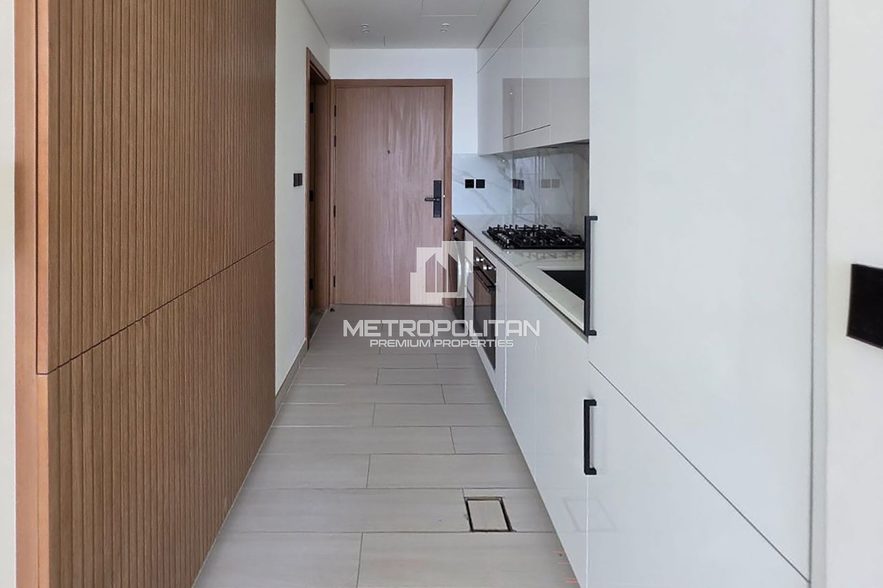 Big Layout | Fitted Kitchen | Multiple Cheques
