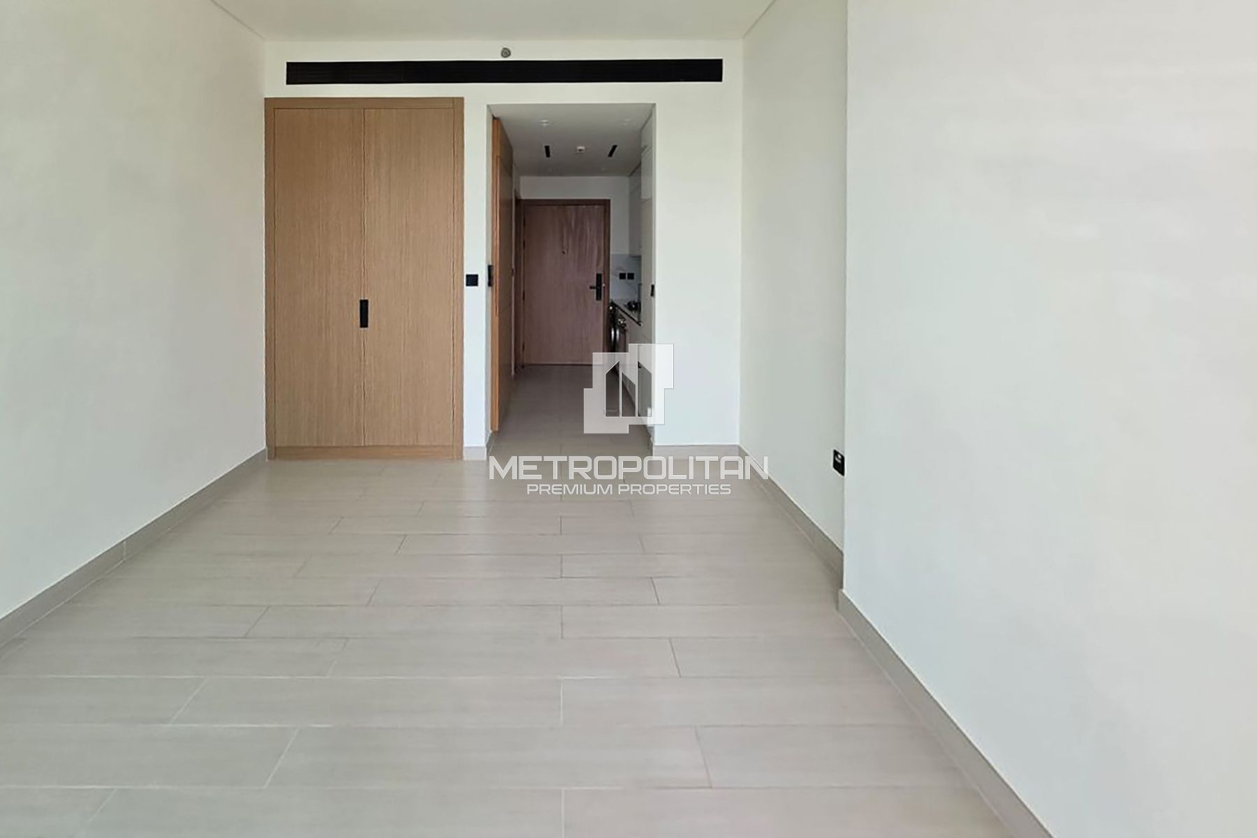 Big Layout | Fitted Kitchen | Multiple Cheques