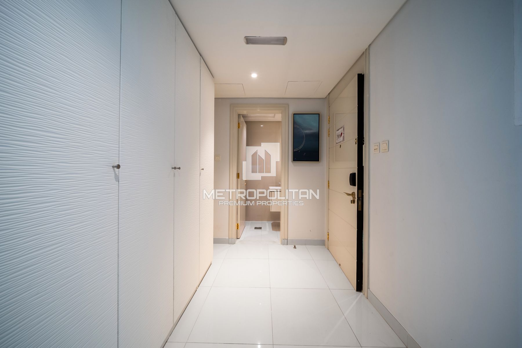 Furnished Apartment | High Floor | Ready To Move
