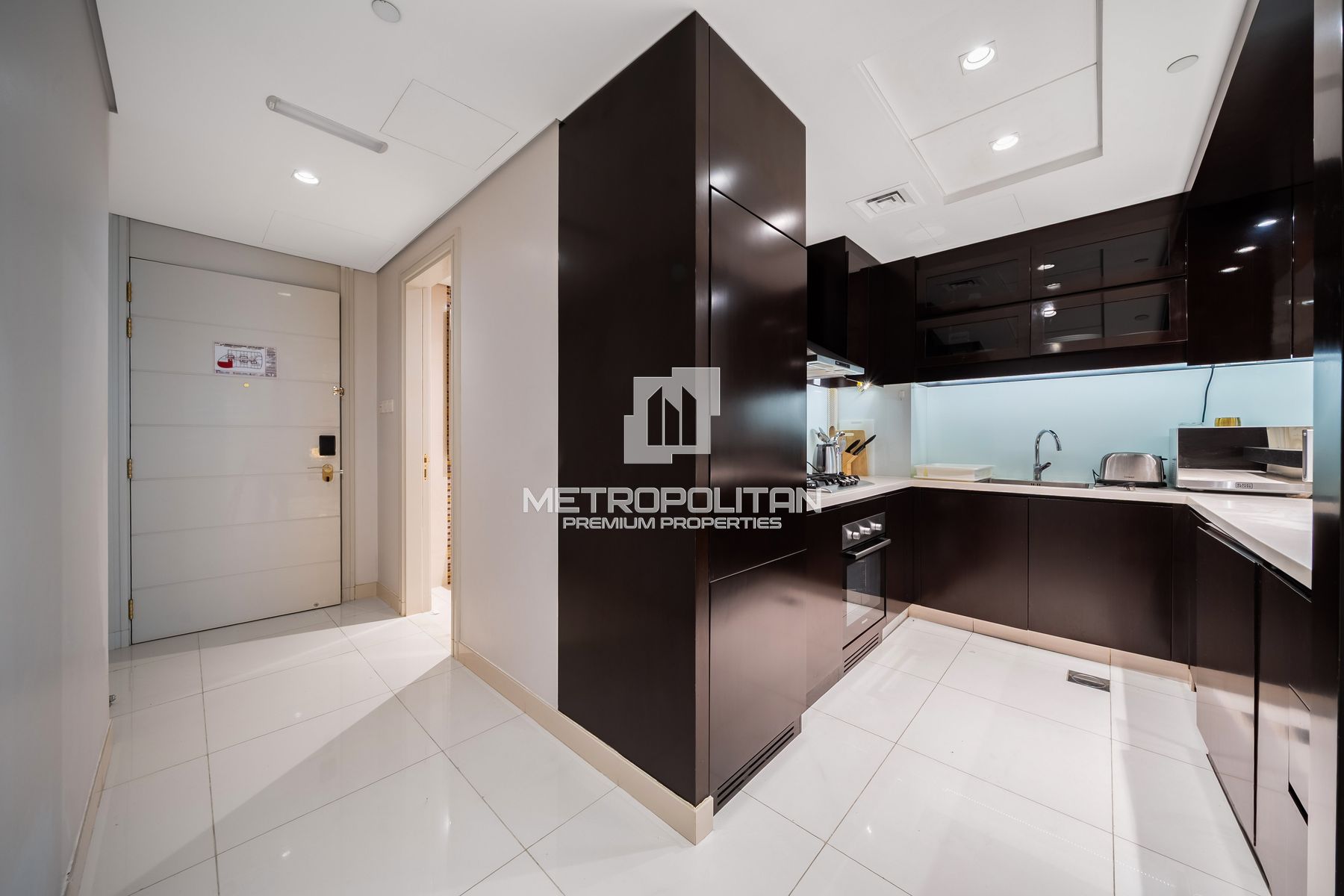 Spacious Apartment | Fully Furnished | Vacant