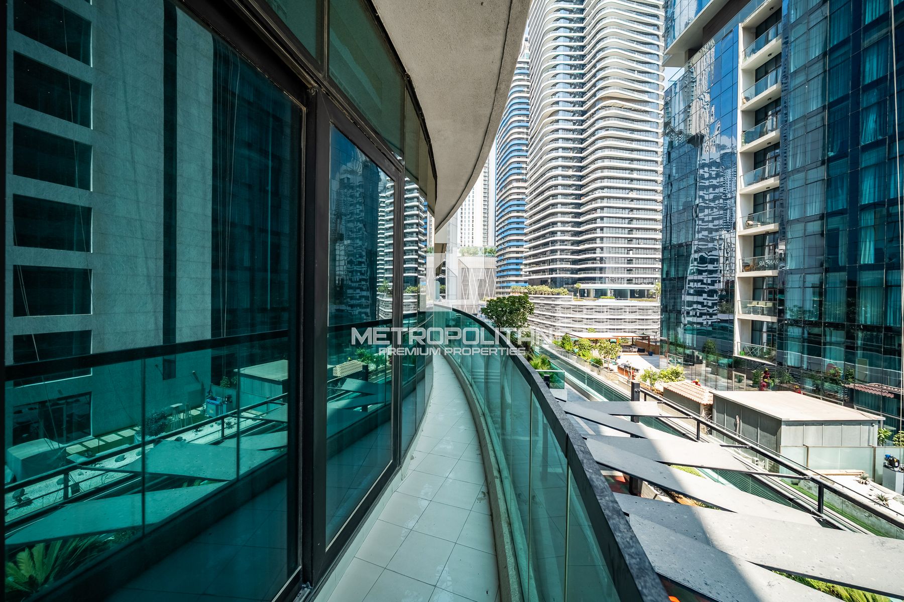 Spacious Apartment | Fully Furnished | Vacant