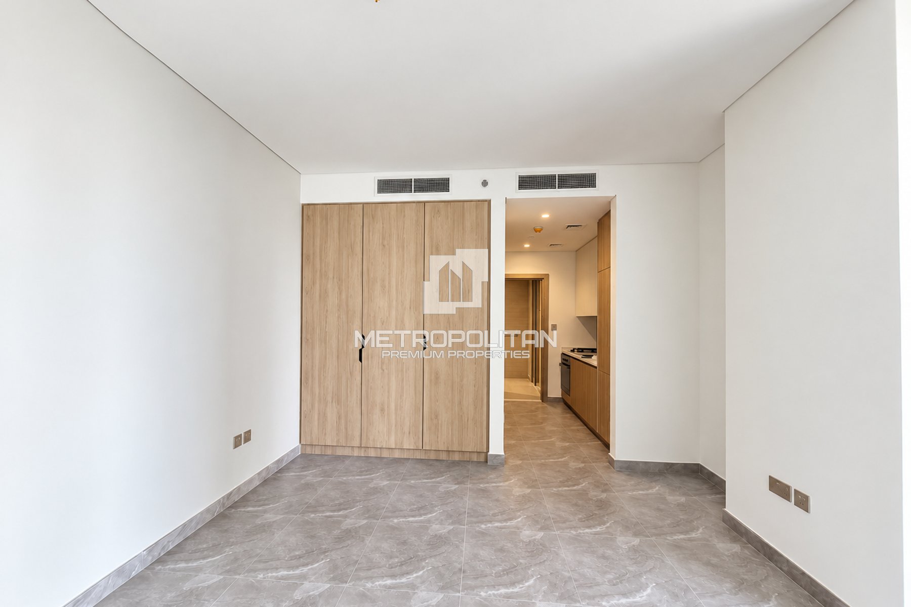 Top Floor| Community & Canal View|Multiple Cheques