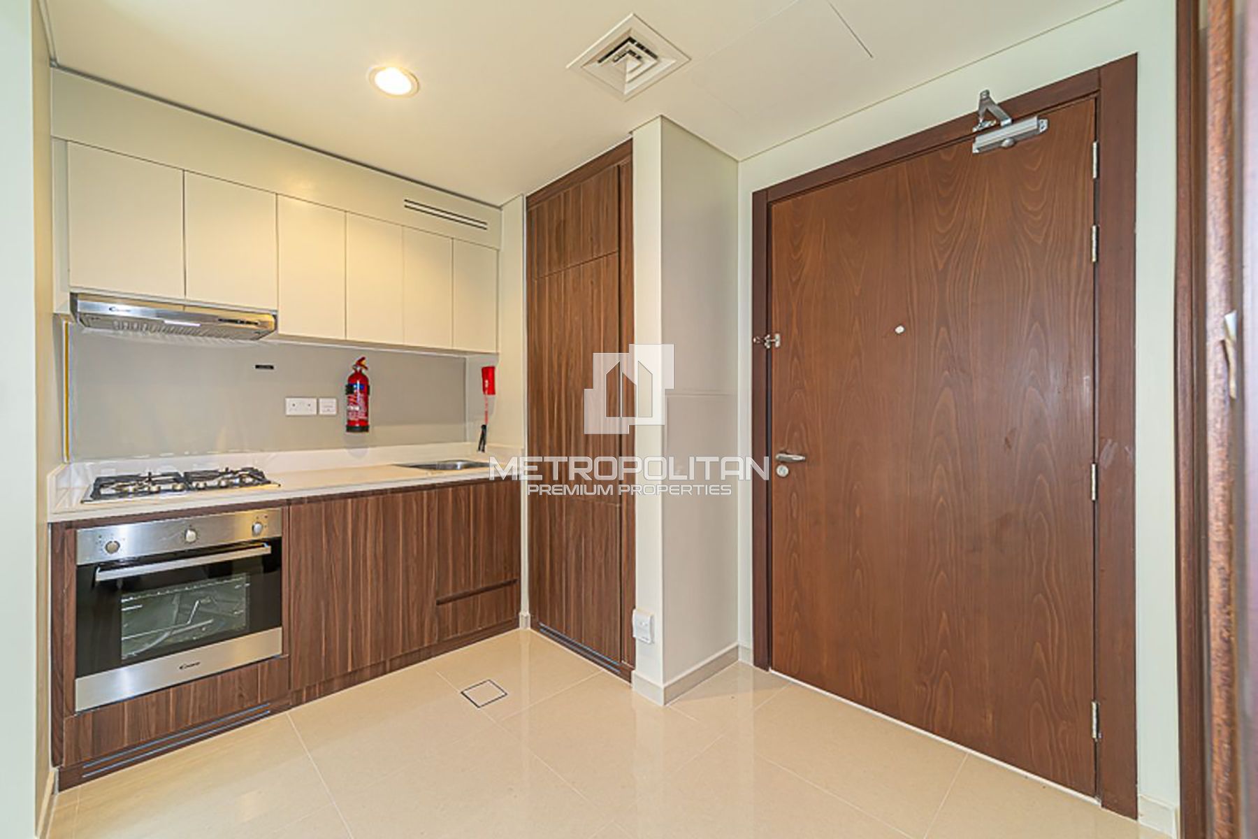 Spacious | Unfurnished | Vacant from November