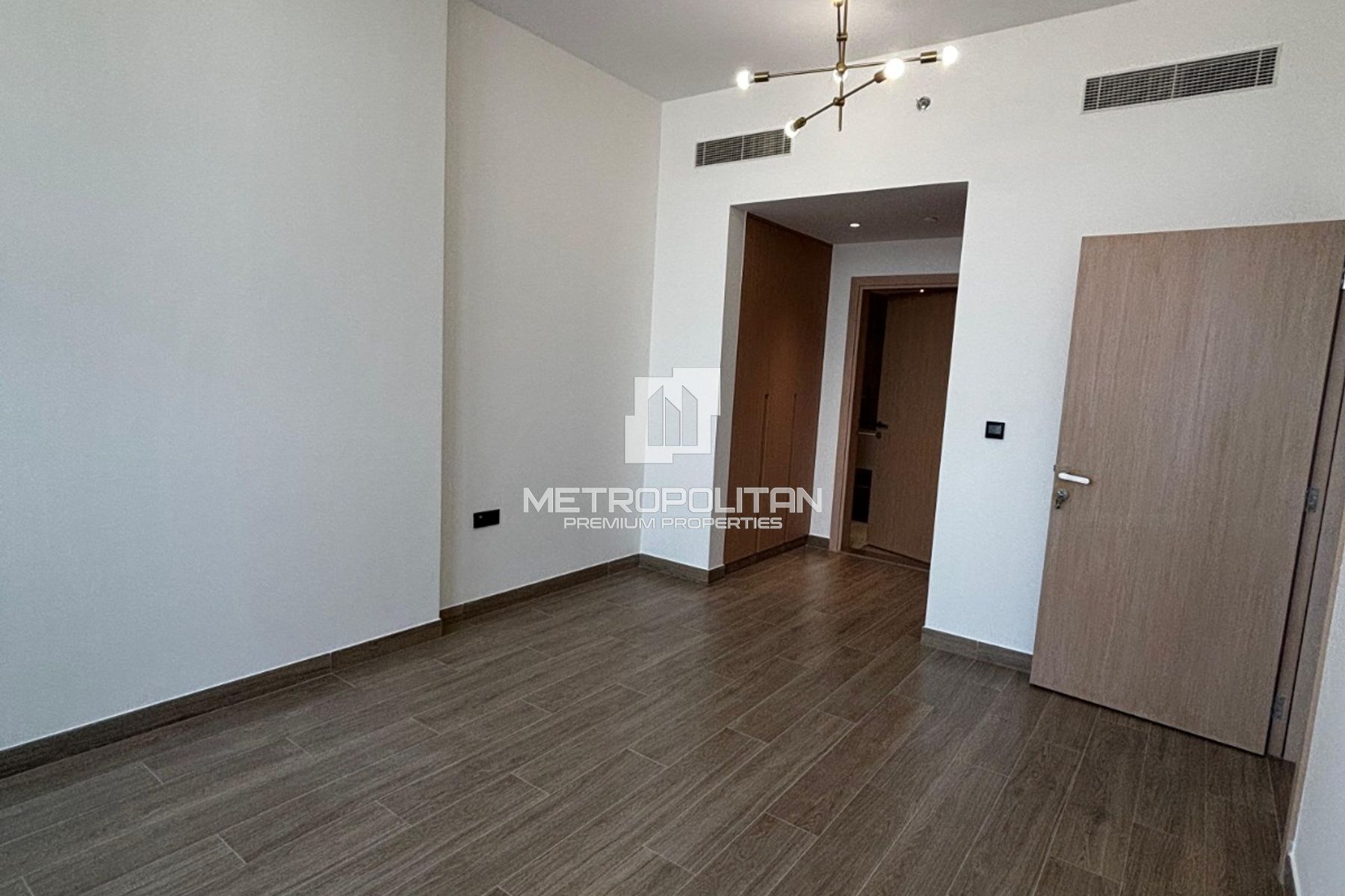 Brand New Unit | Modern Layout | Prime JVC