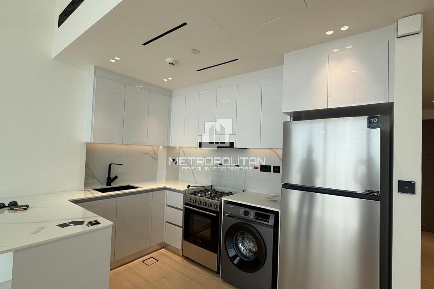 Stylish Apartment | Marina View | Prime Location