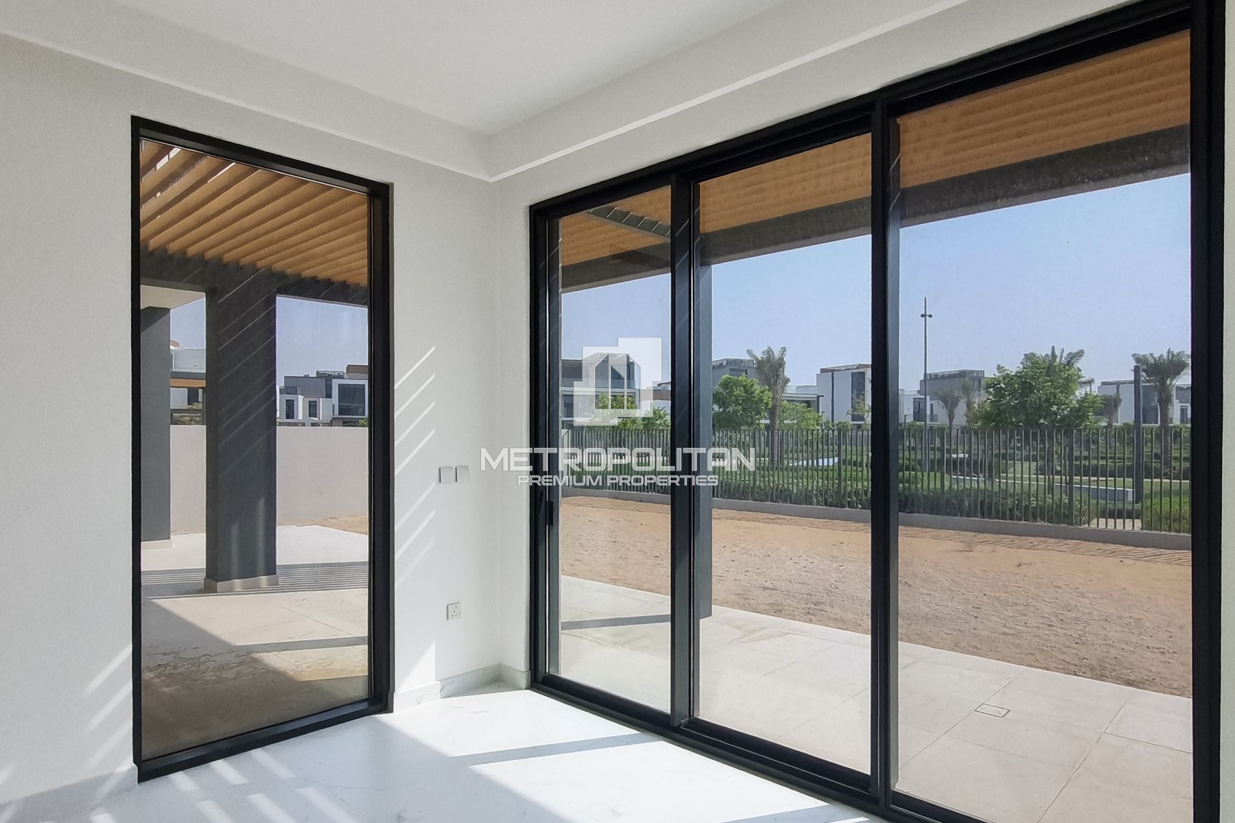 5BR Villa for Rent in Elie Saab 2, Arabian Ranches 3 - MPR-11140