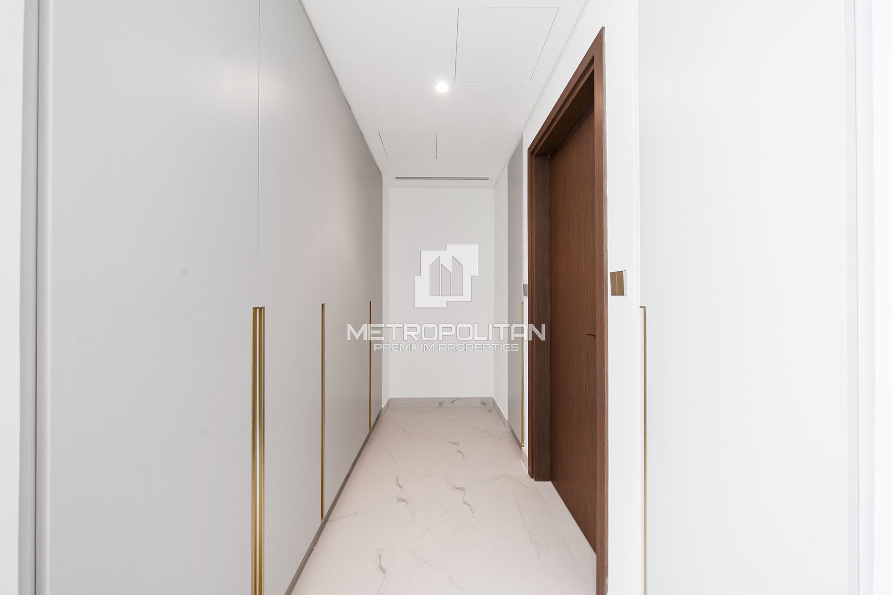 Single Row | Park Facing | Premium Open View