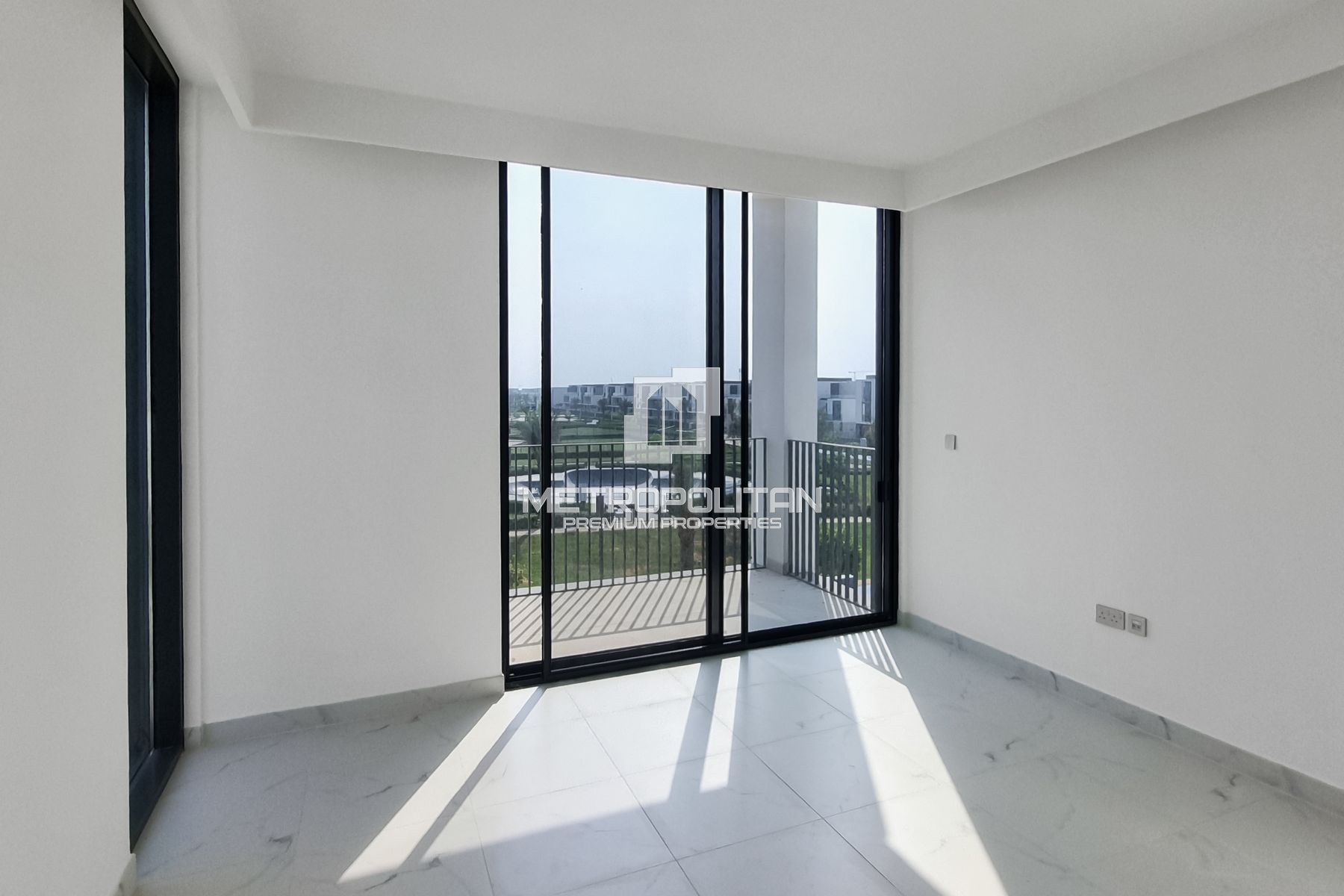 Single Row | Park Facing | Premium Open View