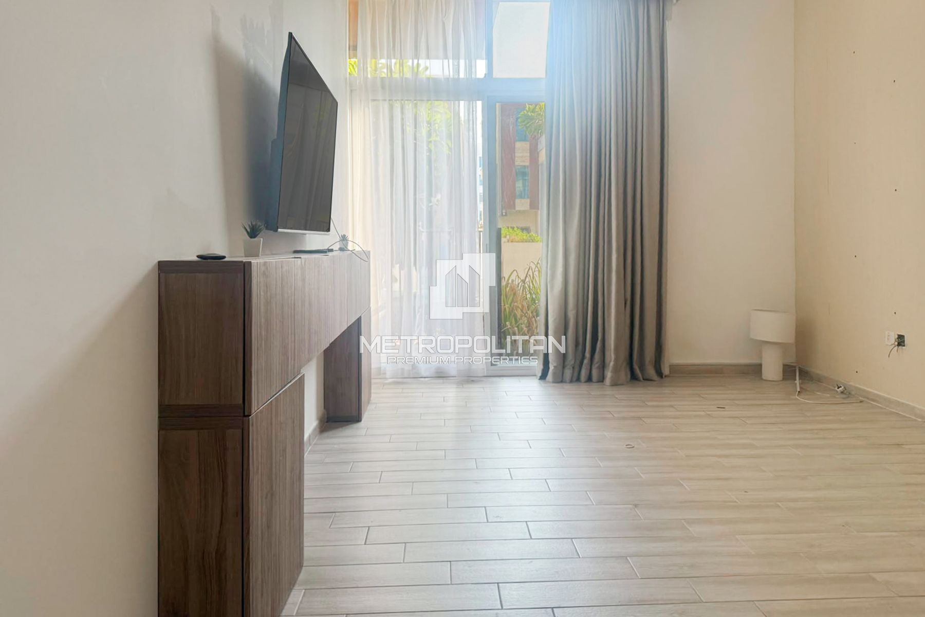 Semi Furnished | Spacious | Unit on the Ground