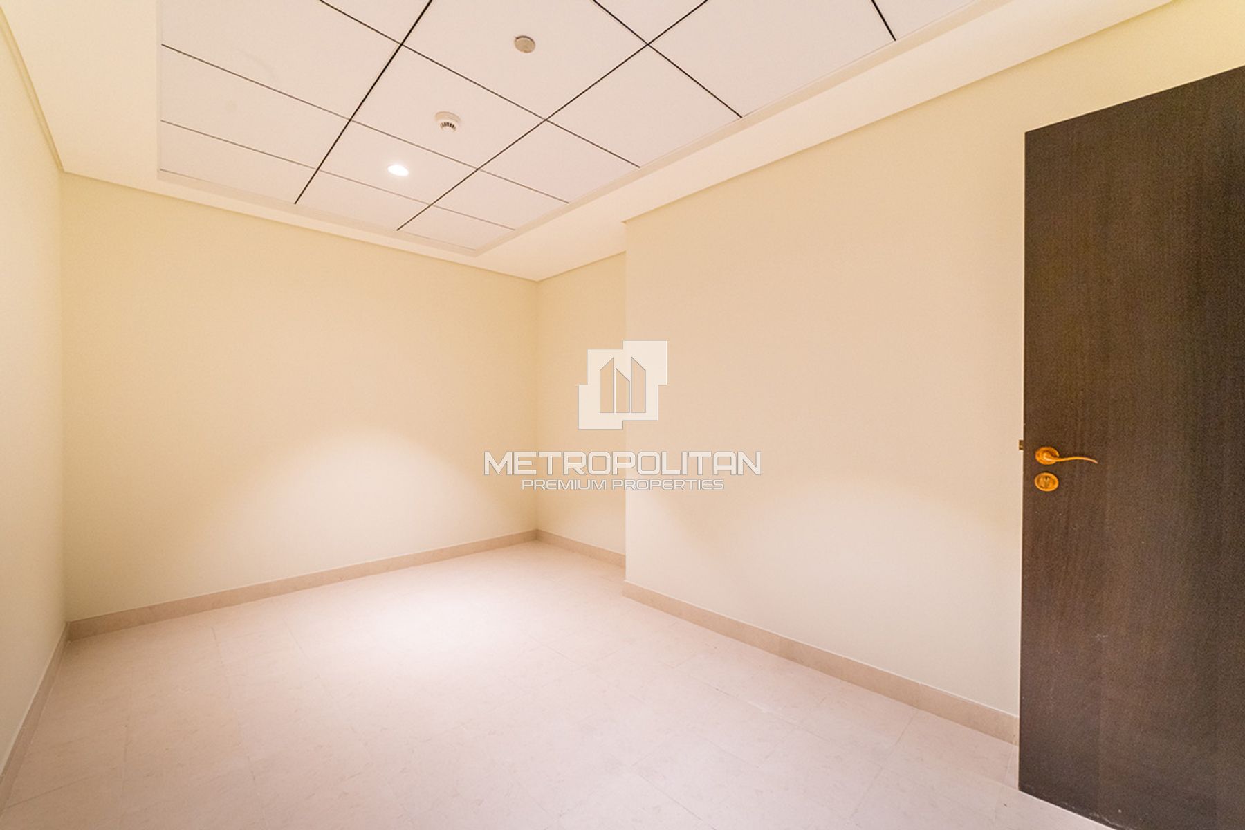 Large 3BR + Study | Unfurnished | Sea View