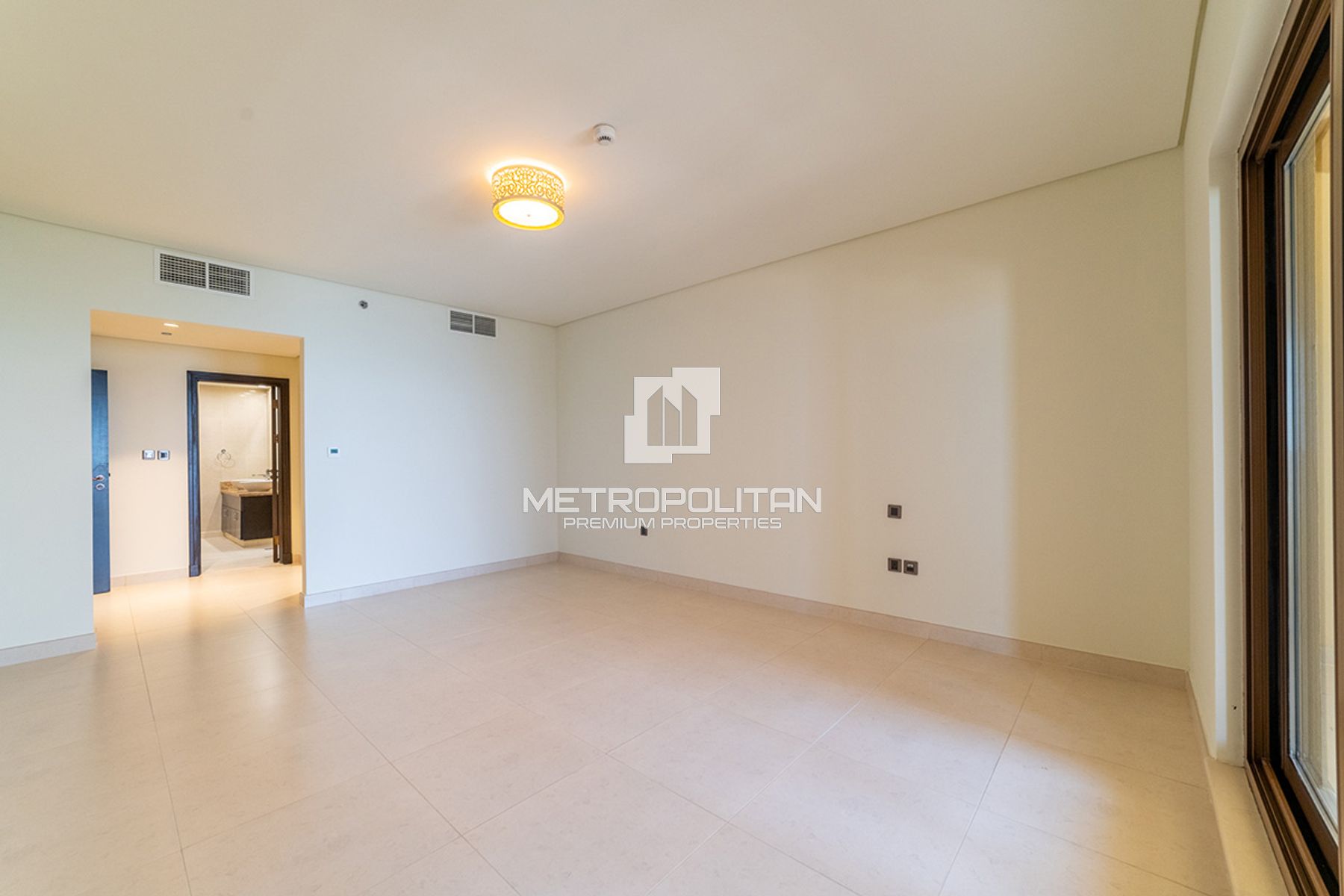 Large 3BR + Study | Unfurnished | Sea View