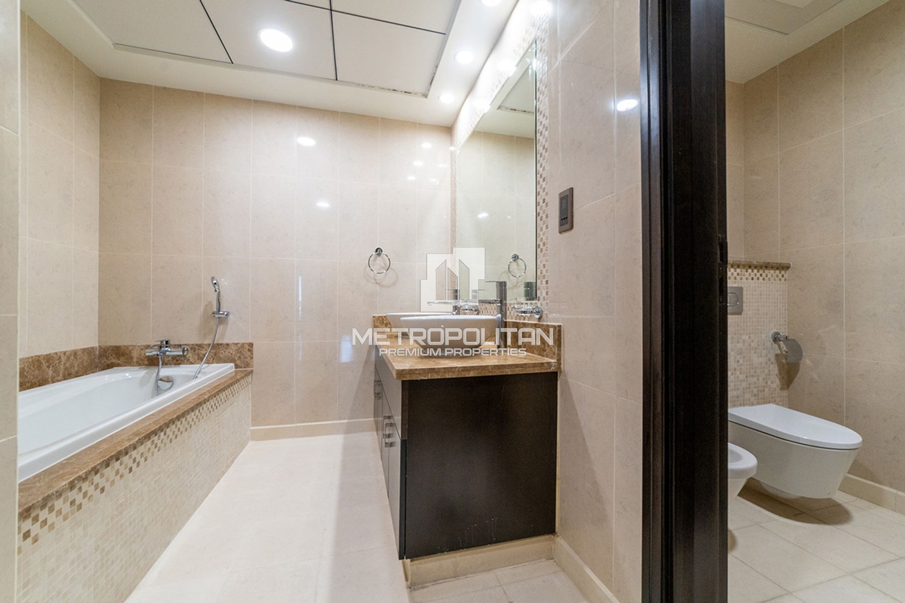 Large 3BR + Study | Unfurnished | Sea View