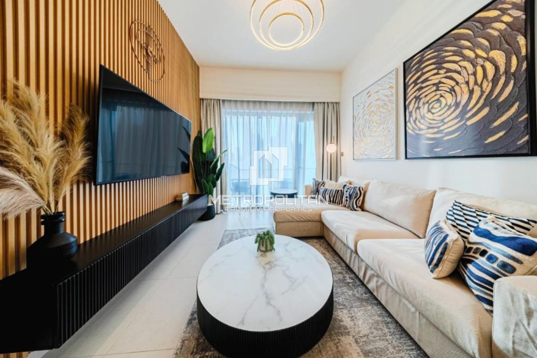 Burj Khalifa View | Fully Furnished | Middle Floor