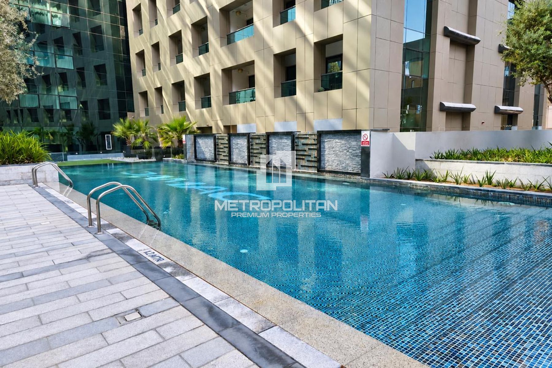 Furnished Studio | Ready To Move In | Midfloor