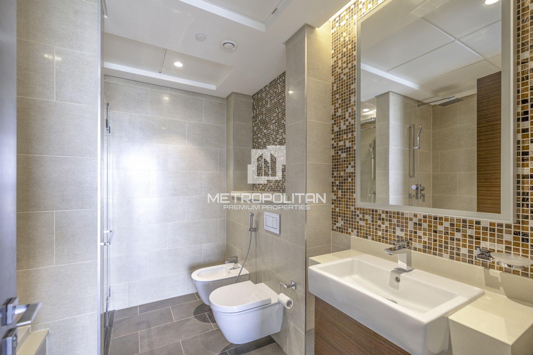 Move Now | Exclusive |Laundry Room|Well Maintained