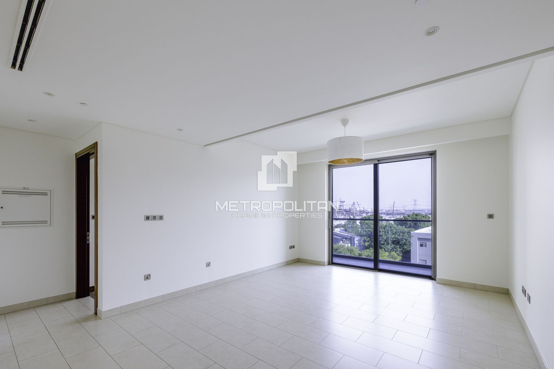 Move Now | Exclusive |Laundry Room|Well Maintained