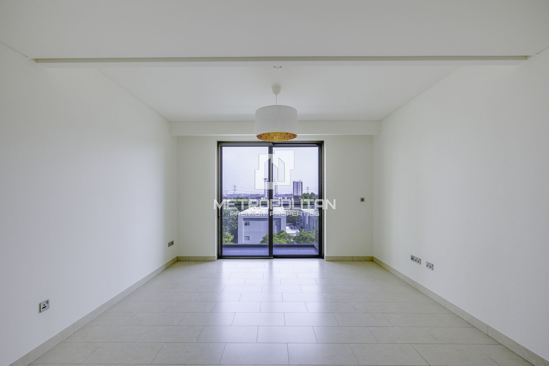 Move Now | Exclusive |Laundry Room|Well Maintained