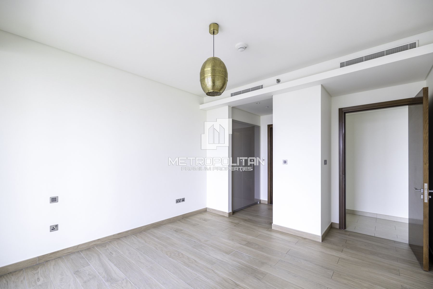 Move Now | Exclusive |Laundry Room|Well Maintained