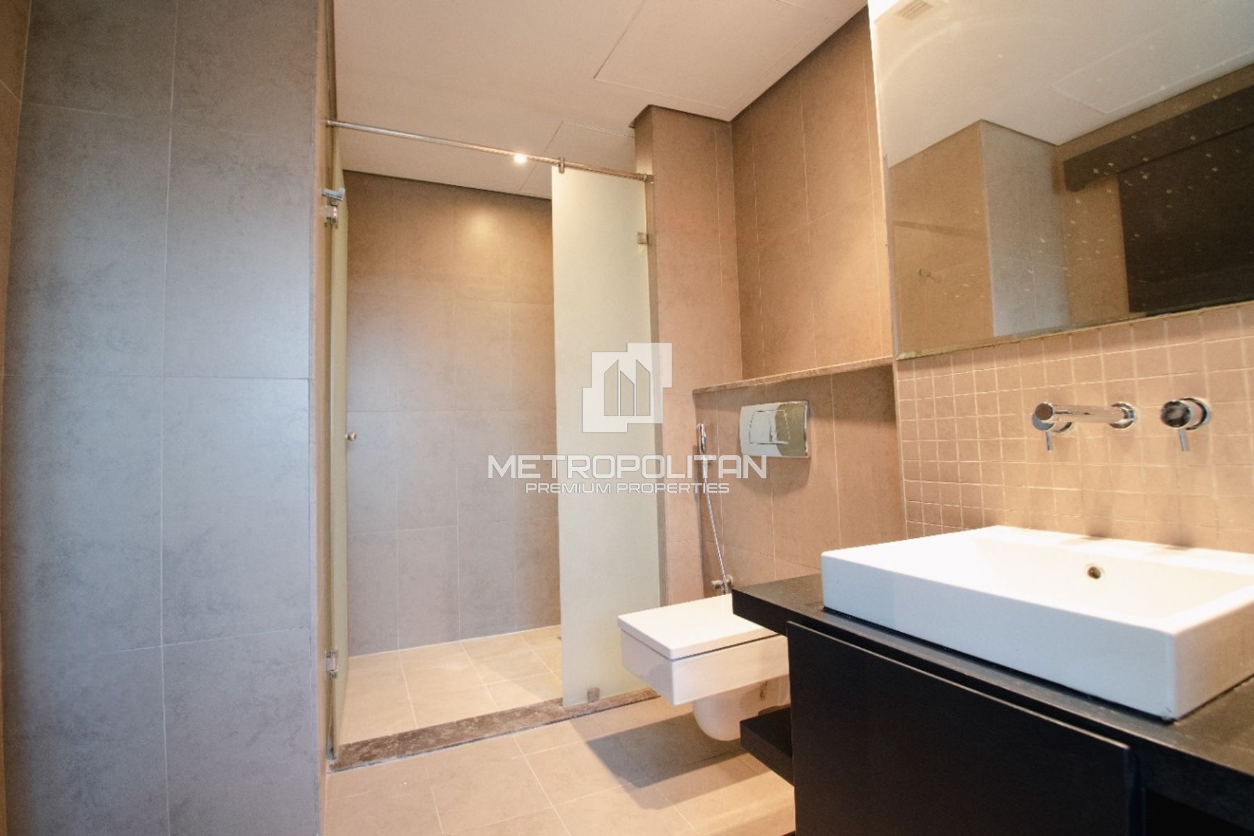 Lake View |Family Living |Multiple Cheques