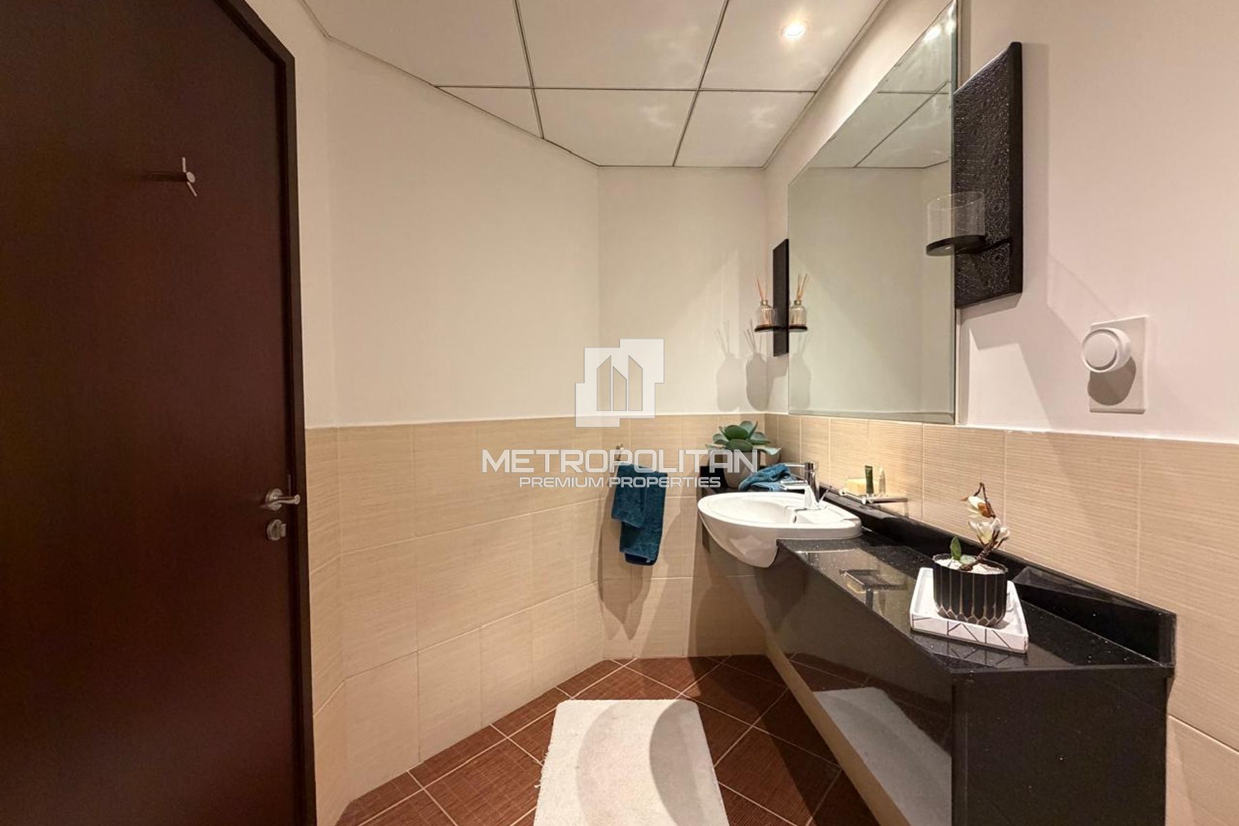 Large Layout | Fully Furnished | Marina View