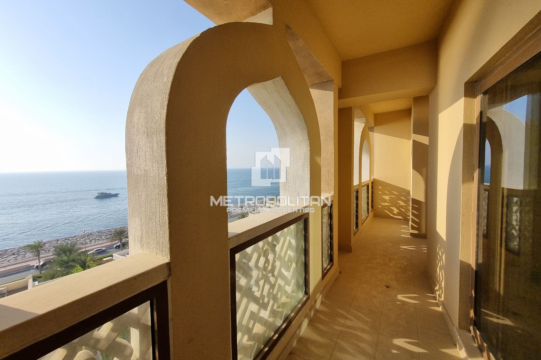 Spacious | Maids| Storage| Vacant| Beach| Sea View