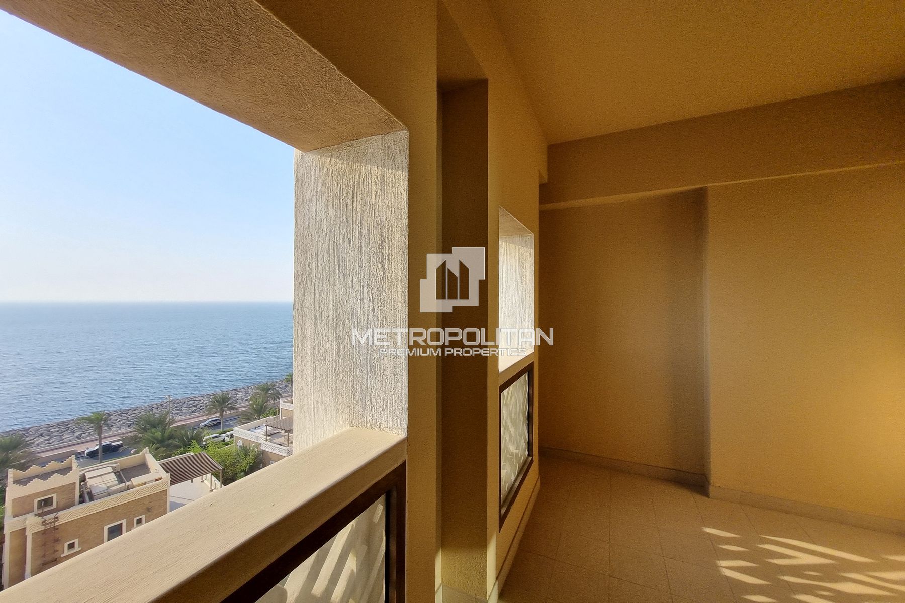 Spacious | Maids| Storage| Vacant| Beach| Sea View