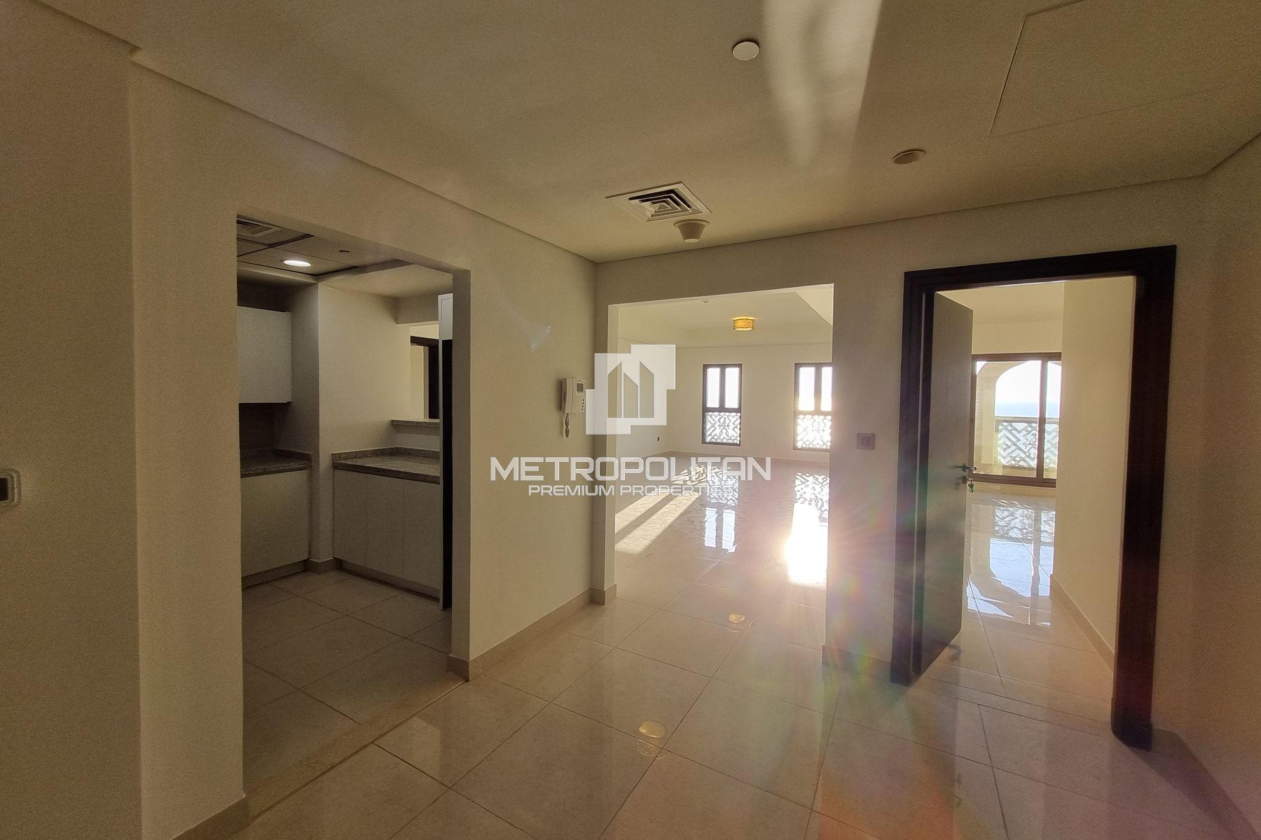 Spacious | Maids| Storage| Vacant| Beach| Sea View