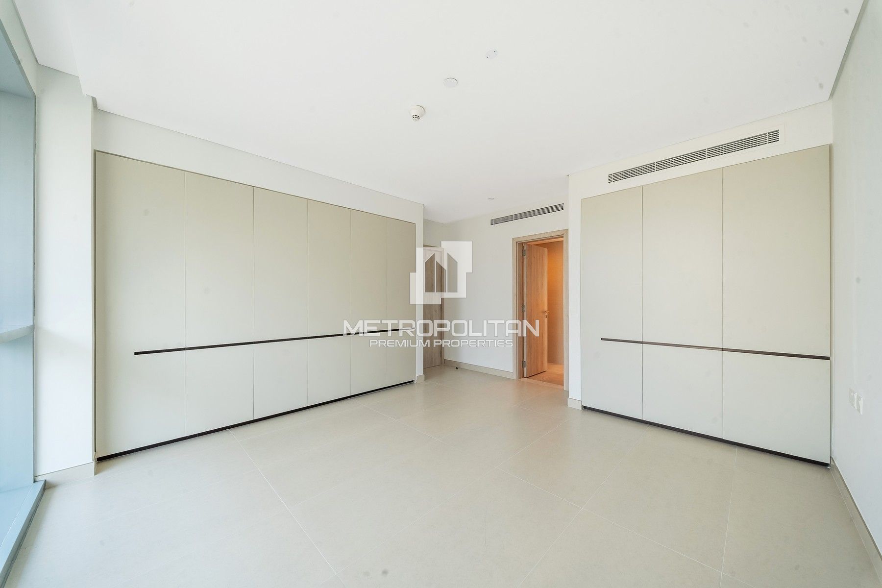 High Floor | Full Marina & Sea View I Unfurnished