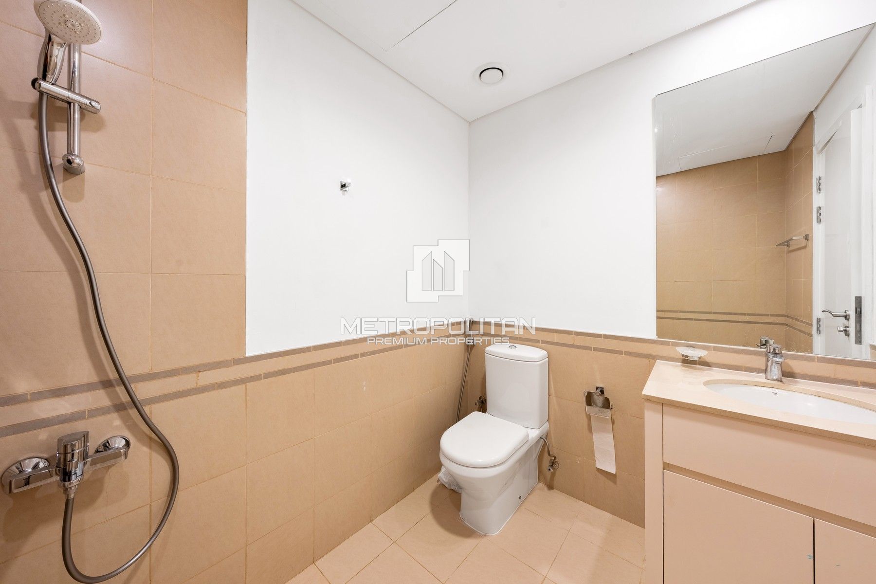 Penthouse Living | 4BR Duplex | All En-suite
