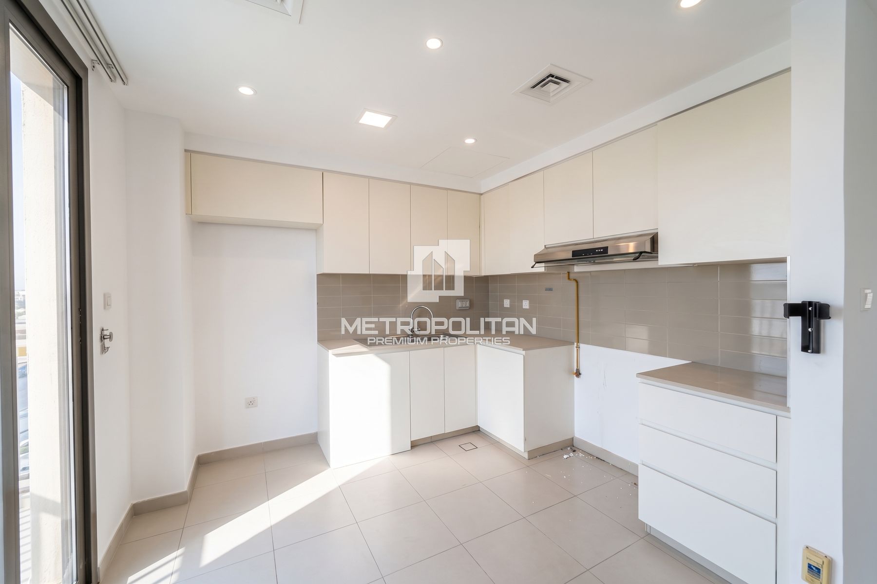 Penthouse Living | 4BR Duplex | All En-suite