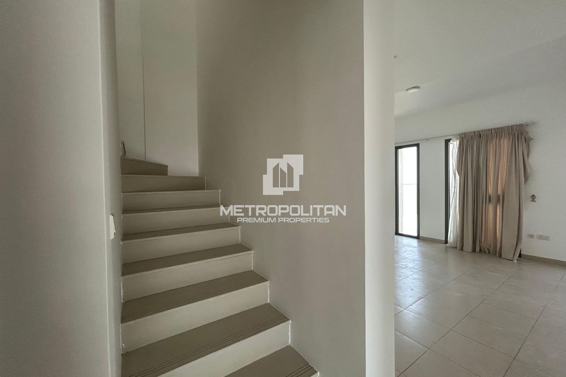 Penthouse Living | 4BR Duplex | All En-suite